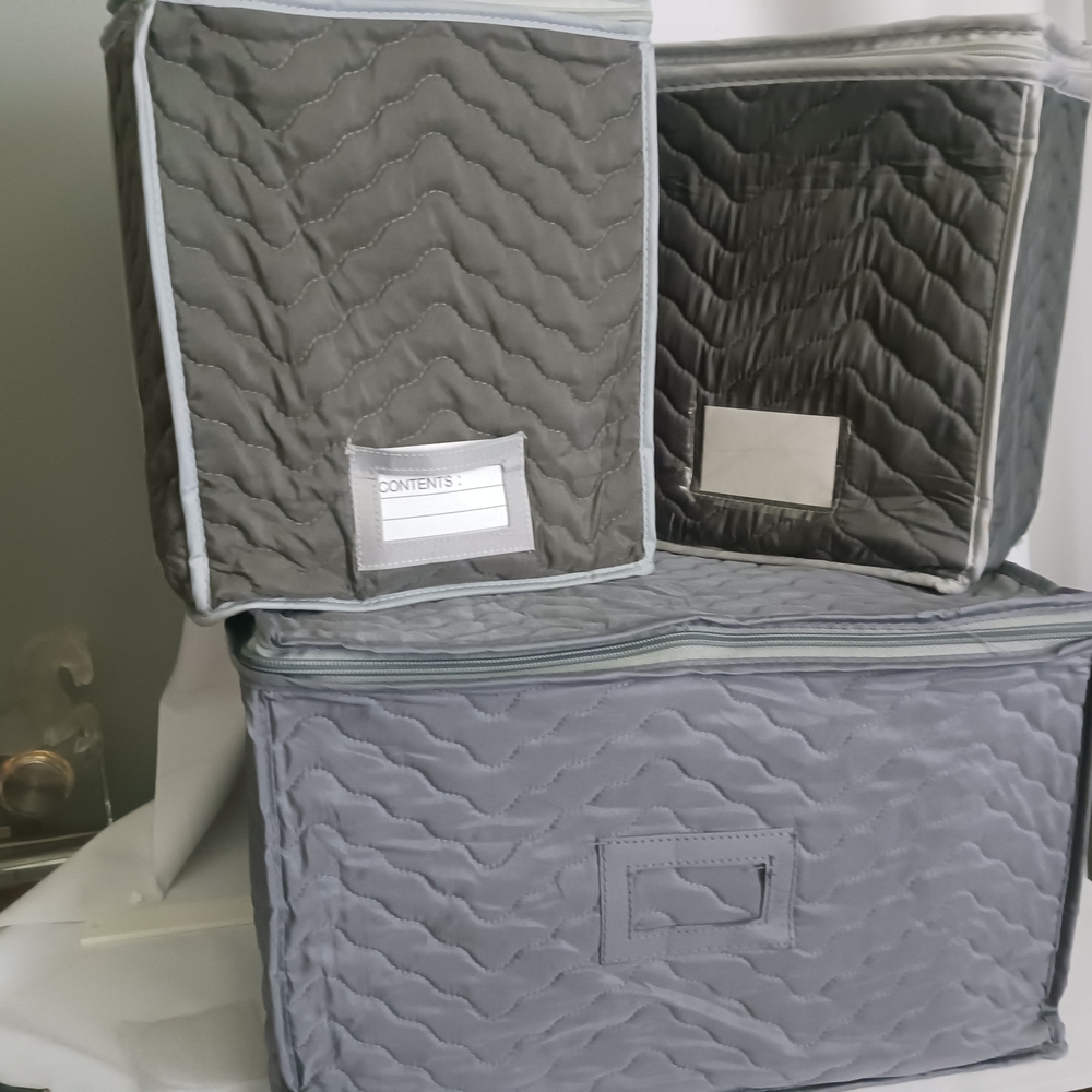Gray Quilted Crystal Protection Storage Boxes mi